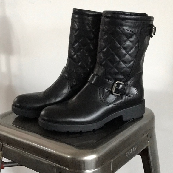 aquatalia quilted boots